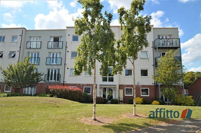 2 Bedroom Flat For Sale In Onyx Crescent, Thurmaston, Leicester, LE4
