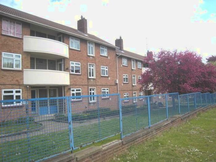 2 Bedroom Flat To Rent In Dereham Road, Norwich, NR5