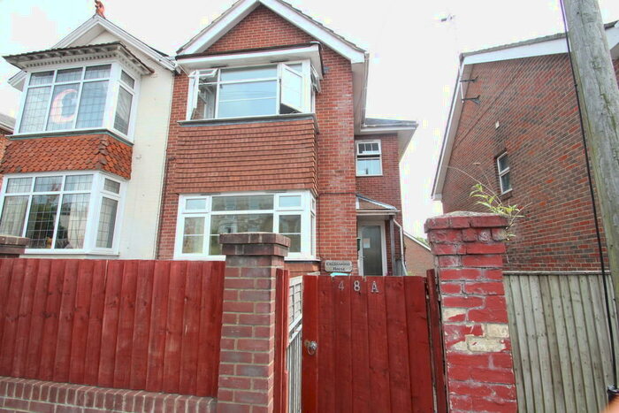 2 Bedroom Apartment To Rent In Monkton Street, Ryde, PO33