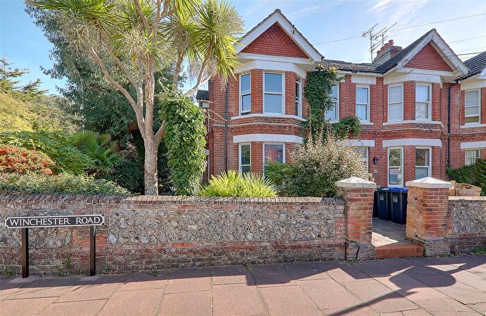 2 Bedroom Flat For Sale In Winchester Road, Worthing, BN11