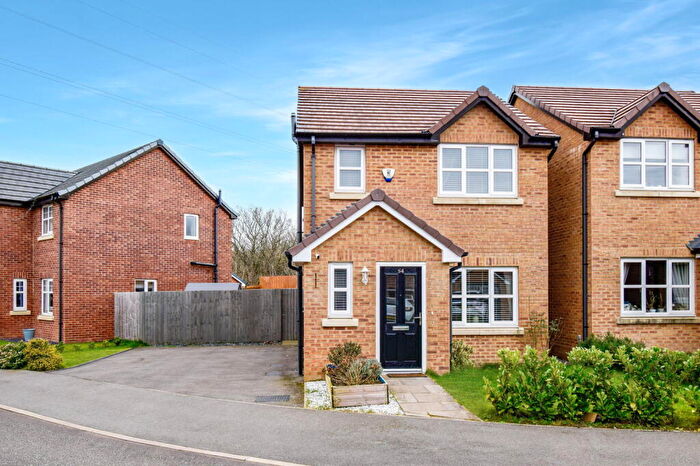 3 Bedroom Detached House For Sale In Grasmere Avenue, Farington, Leyland, PR25