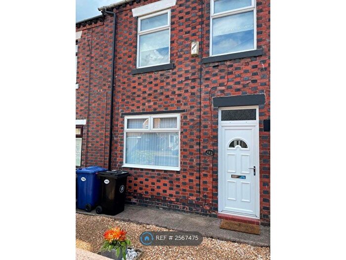 3 Bedroom Terraced House To Rent In Church Street, Silverdale, ST5