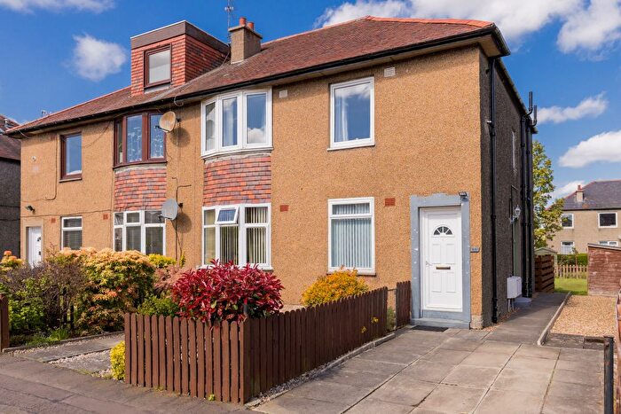 2 Bedroom Flat For Sale In Colinton Mains Terrace, Edinburgh, EH13