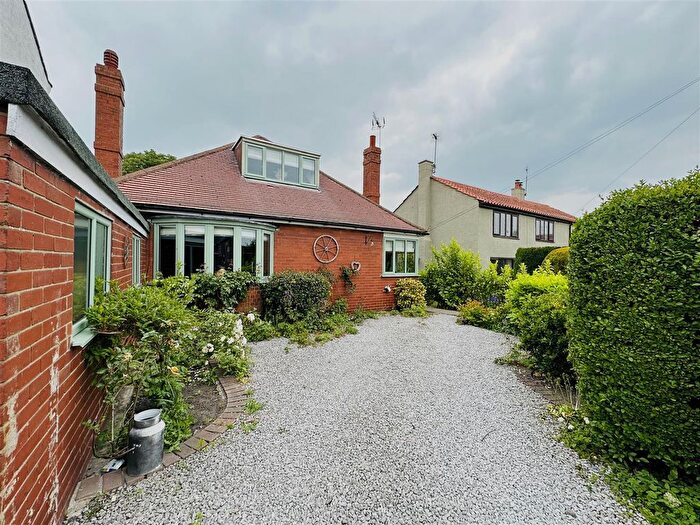 5 Bedroom Detached House For Sale In Main Street, Bubwith, Selby, YO8