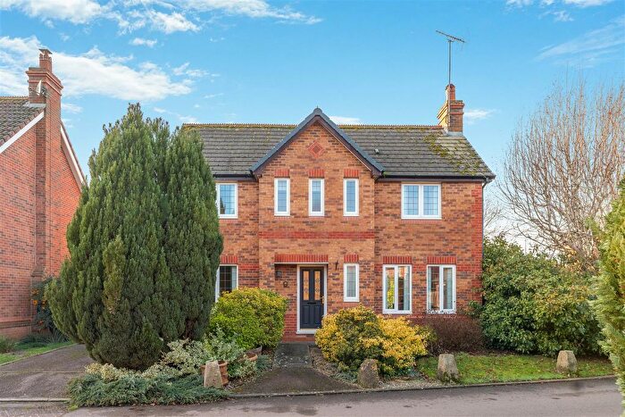 3 Bedroom Detached House For Sale In Delapre Drive, Banbury, OX16