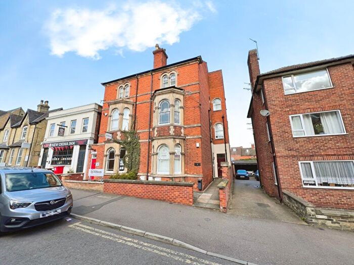 1 Bedroom Flat For Sale In Avenue Road, Grantham, NG31