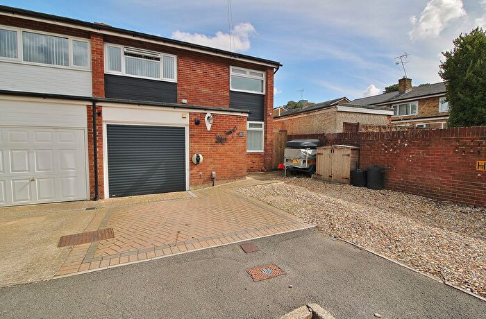 3 Bedroom Semi-Detached House For Sale In Greenlea Close, Widley, PO7