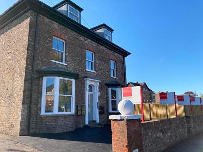 1 Bedroom Property To Rent In Lawrence Street, York, YO10