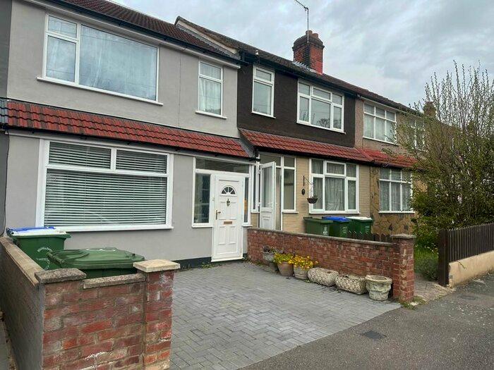 2 Bedroom End Of Terrace House To Rent In Elstree Gardens, Belvedere, DA17