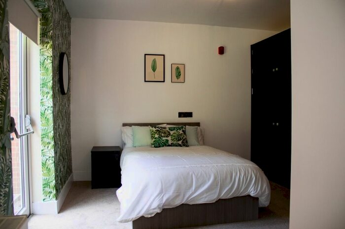 6 Bedroom Flat To Rent In Williams House, Loughborough LE11