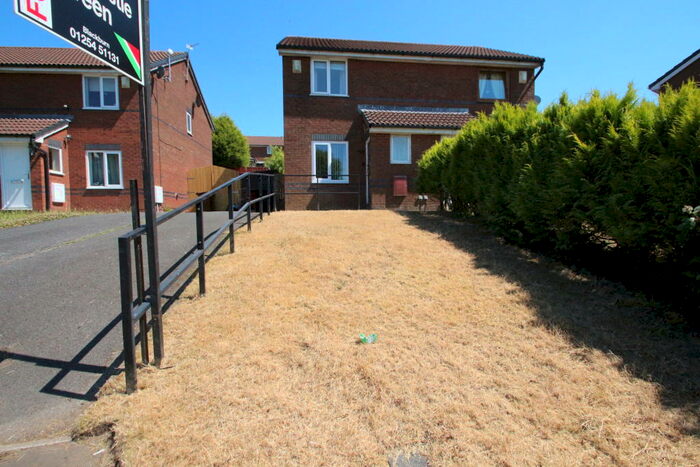 2 Bedroom House To Rent In Grisedale Ave, BB1