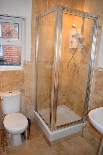 1 Bedroom Maisonette Flat To Rent In Bournemouth, Dorset, BH1