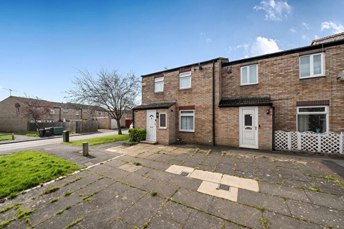 3 Bedroom End Terrace House For Sale In Crawford Close, Freshbrook, Swindon, SN5