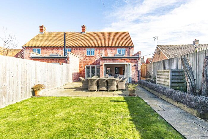 3 Bedroom Semi-Detached House For Sale In Thornham, PE36