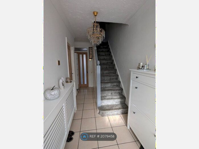 3 Bedroom End Of Terrace House To Rent In Trensale Avenue, Coventry, CV6