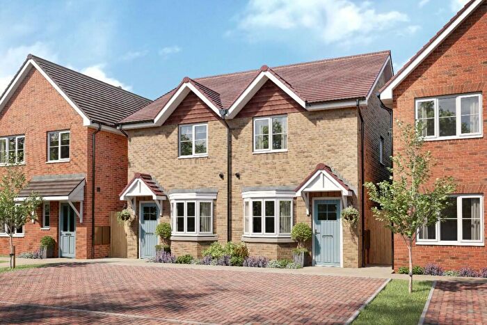 2 Bedroom Terraced House For Sale In Scocles Road, Minster On Sea, Kent, ME12