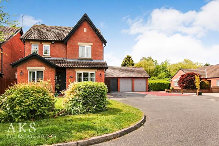 4 Bedroom Detached House For Sale In Orchard Close, Hilton, DE65
