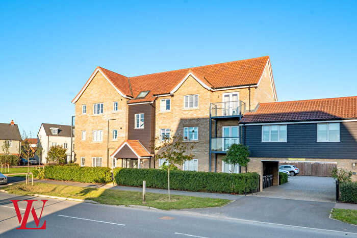 2 Bedroom Apartment To Rent In Newland Avenue, Bishop's Stortford, Hertfordshire, CM23