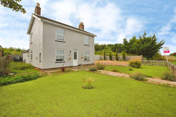 3 Bedroom Detached House For Sale In Station Road, Swineshead, Boston, PE20
