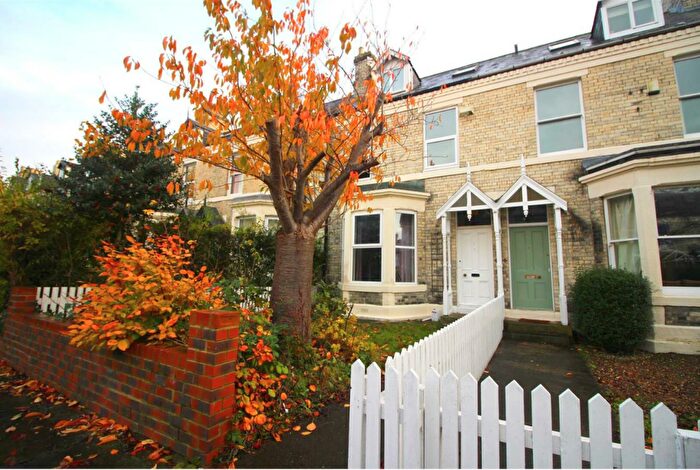 6 Bedroom Terraced House To Rent In Larkspur Terrace, Newcastle Upon Tyne, NE2