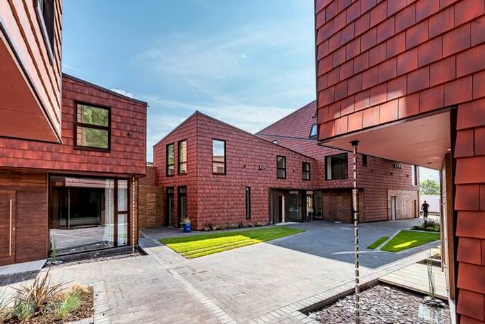 3 Bedroom Mews To Rent In Beadnell Road, London, SE23