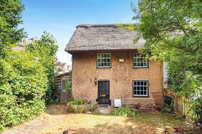 2 Bedroom Cottage For Sale In Top Row, Bedford, MK44