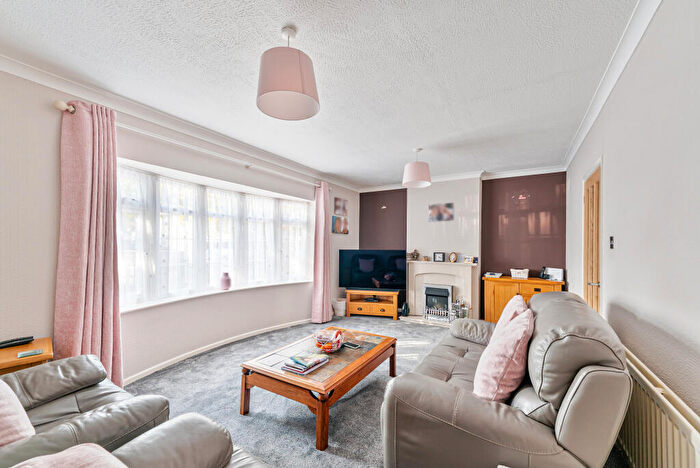 4 Bedroom Semi-Detached House For Sale In Hughenden Road, BS23