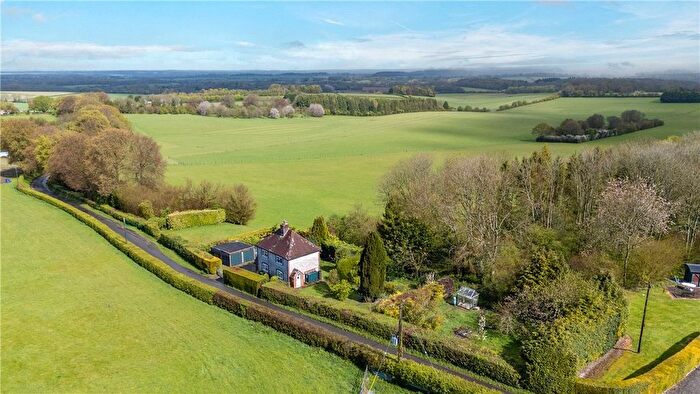 4 Bedroom Detached House For Sale In Warnford, Southampton, Hampshire, SO32