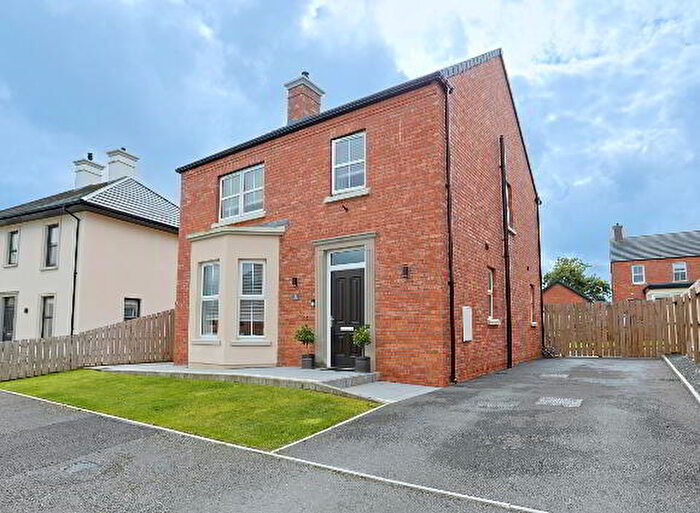 4 Bedroom Detached House For Sale In Carbet Meadows, Craigavon, BT63