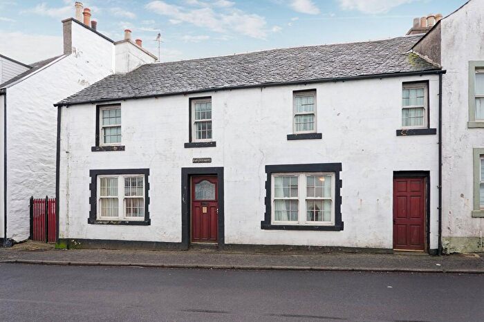 3 Bedroom End Of Terrace House For Sale In Tigh Finlaggan Shore Street, Bowmore, PA43