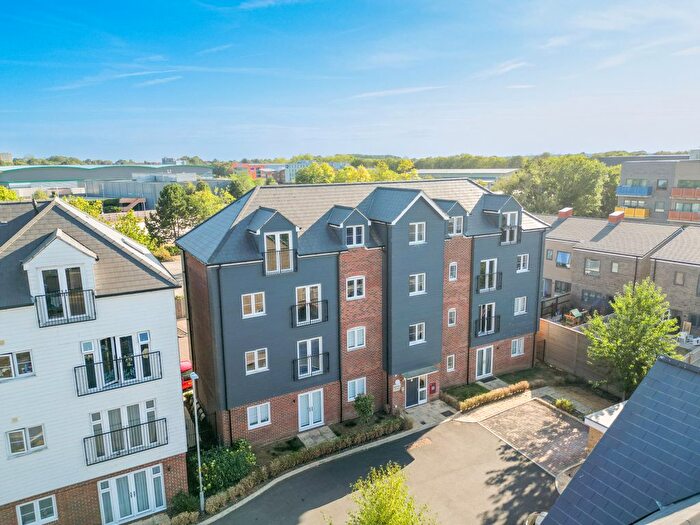 2 Bedroom Flat For Sale In Zoffany Place, Hemel Hempstead, HP2