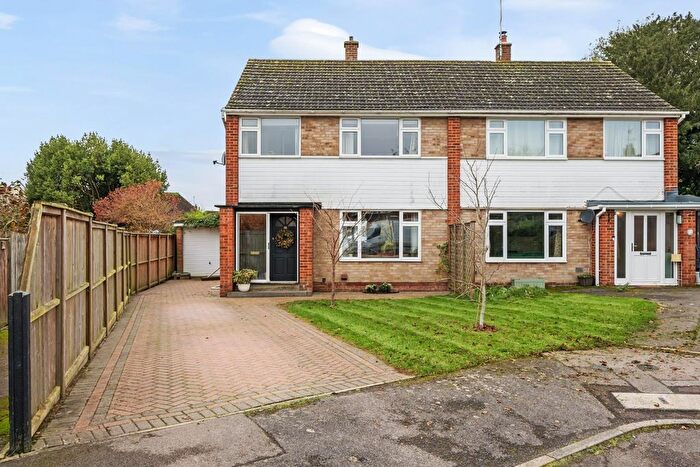 3 Bedroom Semi-Detached House For Sale In Woodbrook, Charing, Ashford, TN27