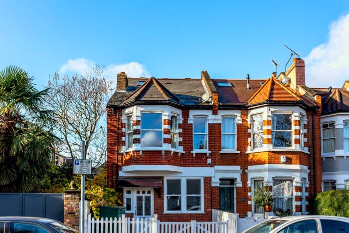 3 Bedroom Terraced House To Rent In The Avenue, Chiswick, London, W4