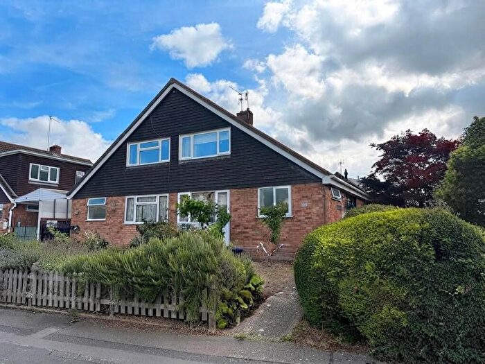 3 Bedroom Semi Detached House For Sale In Obelisk Rise, Kingsthorpe, Northampton, NN2