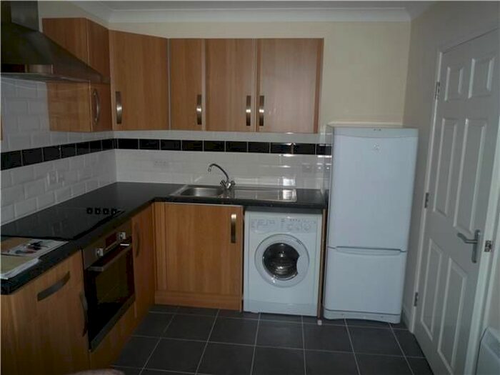 2 Bedroom Flat To Rent In Abbeyfields, Peterborough PE2