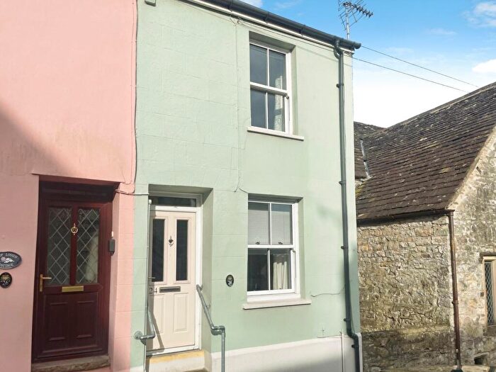 2 Bedroom Terraced House For Sale In Newcastle Hill, Bridgend, CF31