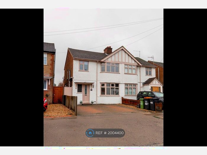 3 Bedroom Semi-Detached House To Rent In Front Street, Slip End, LU1