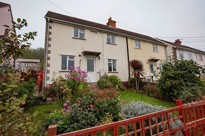 3 Bedroom Semi-Detached House For Sale In Vale View, Aller, Langport, TA10