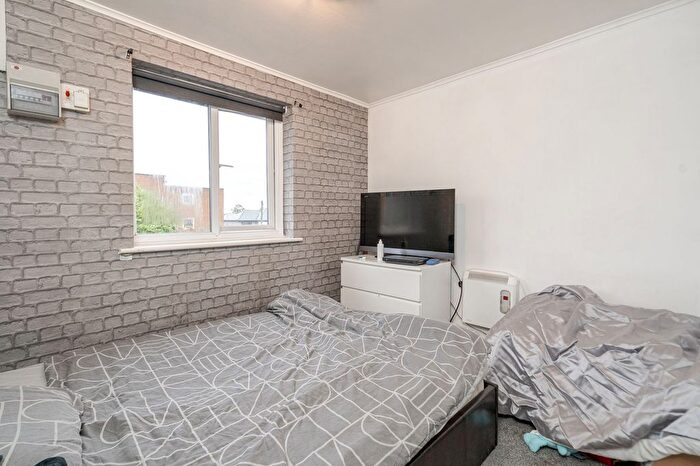 1 Bedroom Flat For Sale In Hospital Road, Swinton, M27