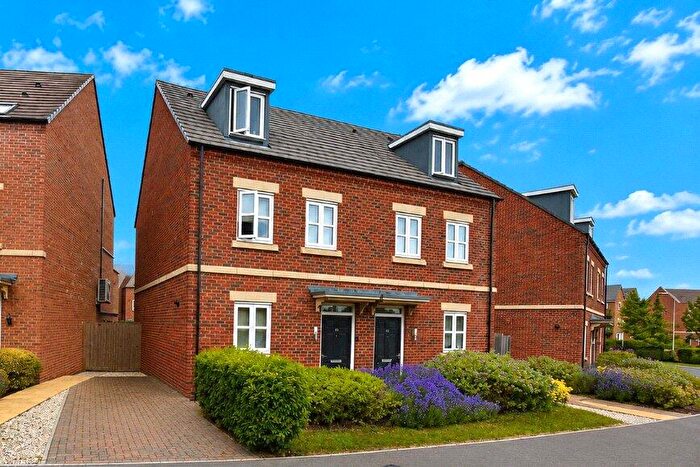 3 Bedroom Semi Detached House To Rent In Fetlock Drive, Newbury, Berkshire, RG14