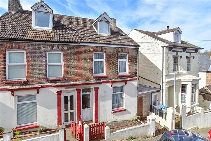 3 Bedroom Semi Detached House For Sale In Clarendon Road, Dover, Kent, CT17