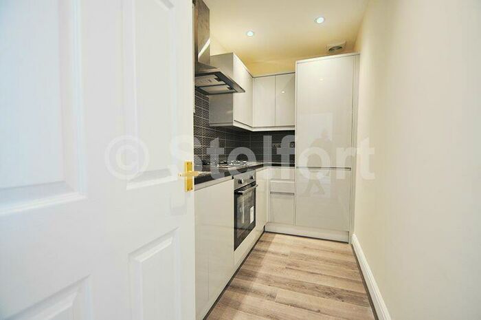 1 Bedroom Apartment To Rent In Holloway Road, London, N7