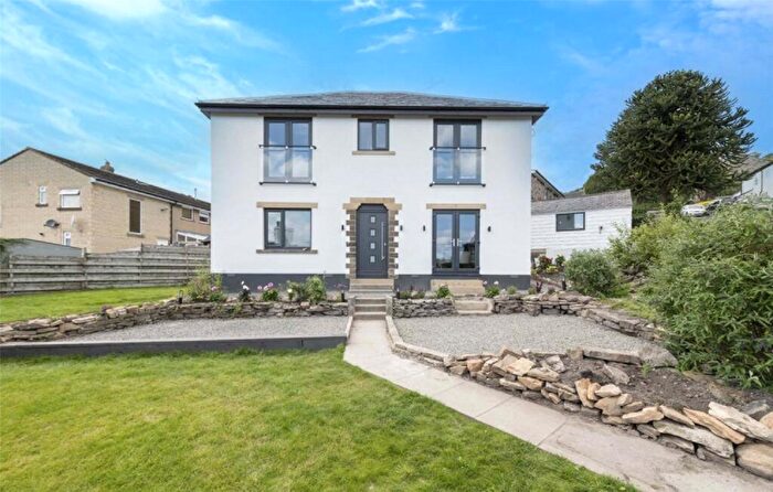 4 Bedroom Detached House For Sale In Starkey Lane, Farnhill, BD20