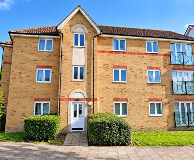 2 Bedroom Flat To Rent In Hill View Drive, London, SE28