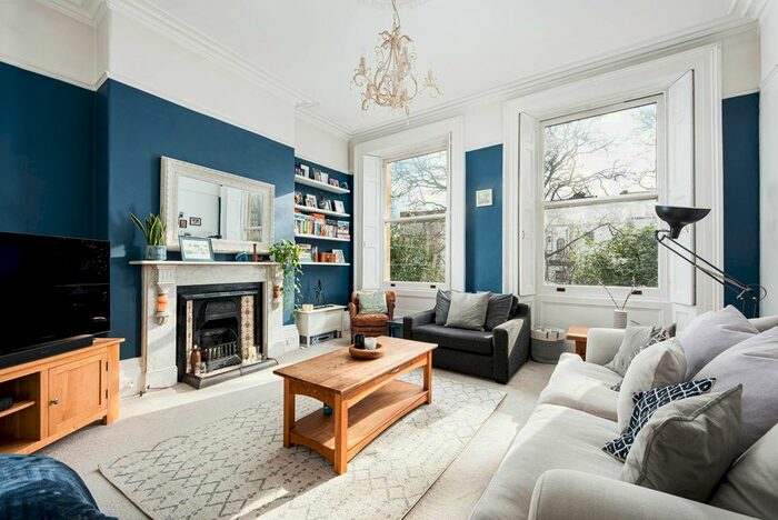 2 Bedroom Flat For Sale In Arlington Villas, Clifton, Bristol, BS8