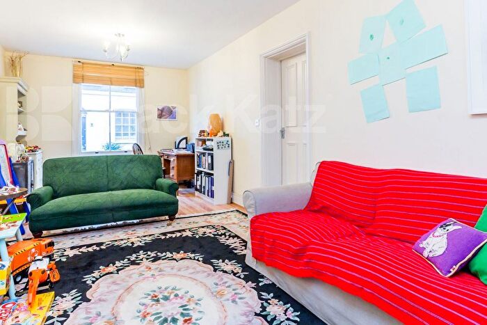 3 Bedroom Flat To Rent In Rousden Street, Camden, NW1