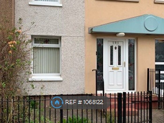 2 Bedroom Maisonette To Rent In Mcneil Street, Glasgow, G5