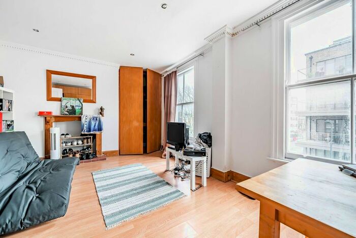 1 Bedroom Flat To Rent In Malvern Road, Queen's Park, London, NW6