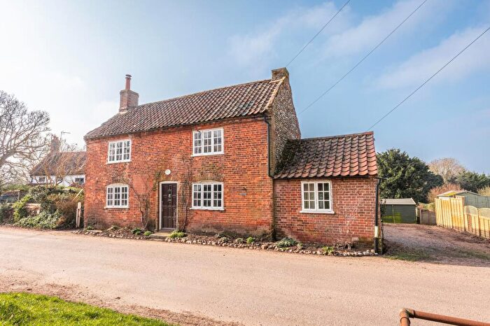 3 Bedroom Detached House For Sale In Charming Cottage Renovation Opportunity In Hempstead, NR25
