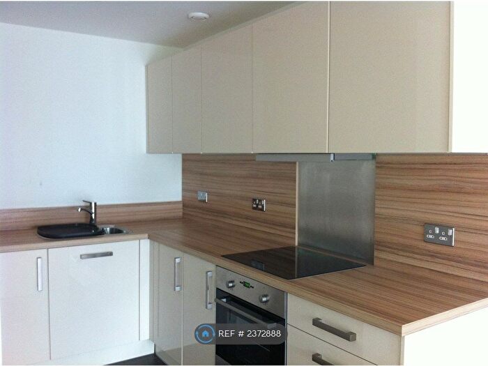 1 Bedroom Flat To Rent In Sierra Road, High Wycombe, HP11